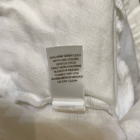 White Linen Women's Shorts - Picture 5 of 5